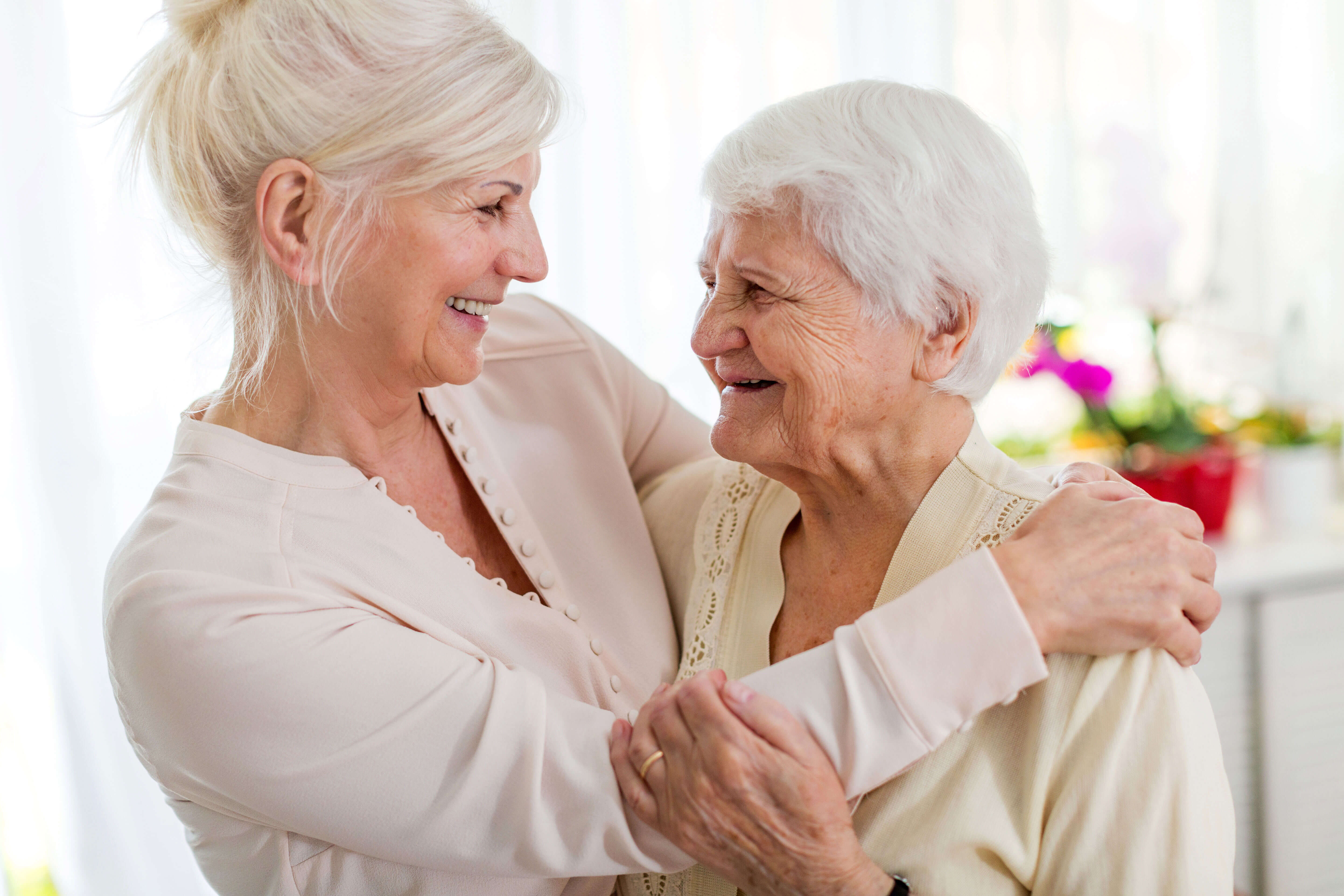 Dementia-mother-and-daughter